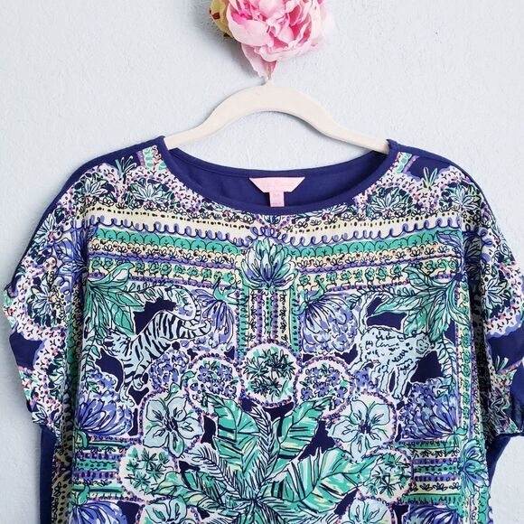 Lilly Pulitzer Medallion Palm Silk Short Sleeve Blouse - Picture 3 of 7